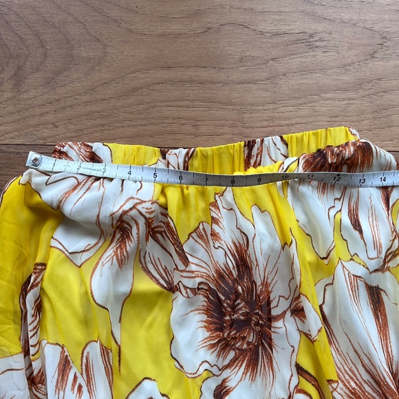 🦄 5/30-  Floral Flowy Maxi Skirt - Picture 3 of 3